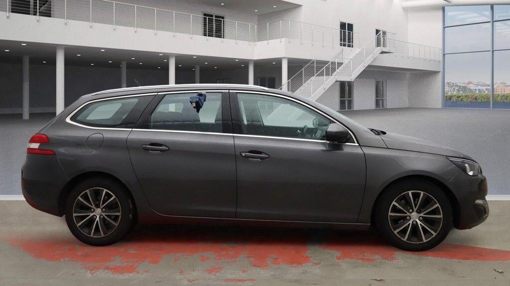 Used Peugeot 308 2017 for sale - 77278573: Photo 7