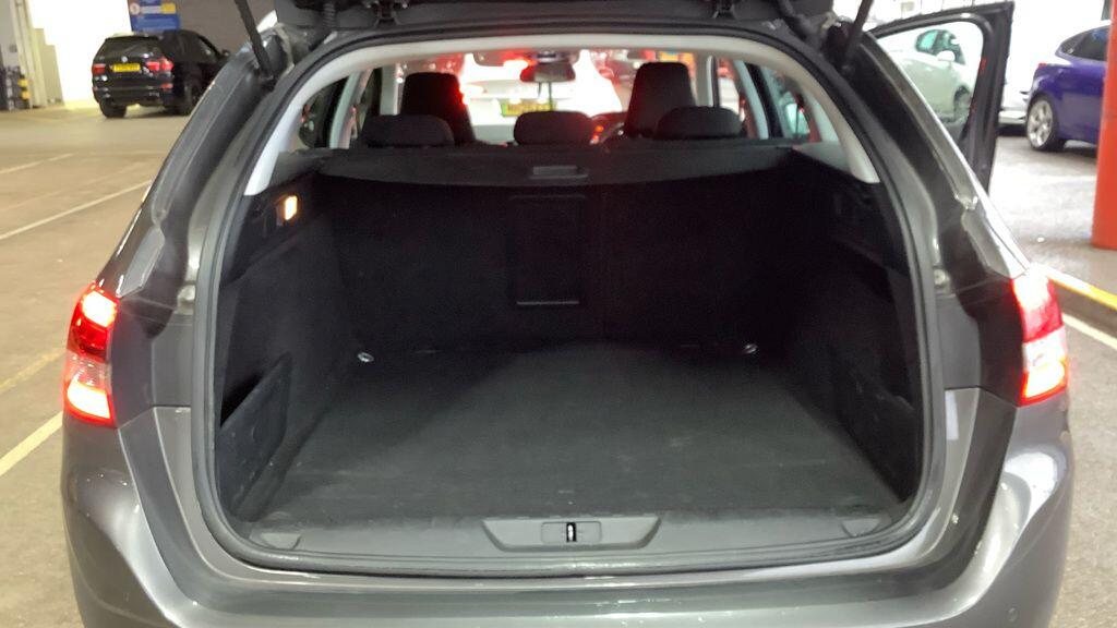 Used Peugeot 308 2017 for sale - 77278573: Photo 9