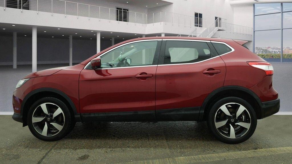 Used Nissan Qashqai 2016 for sale - 77586304: Photo 8