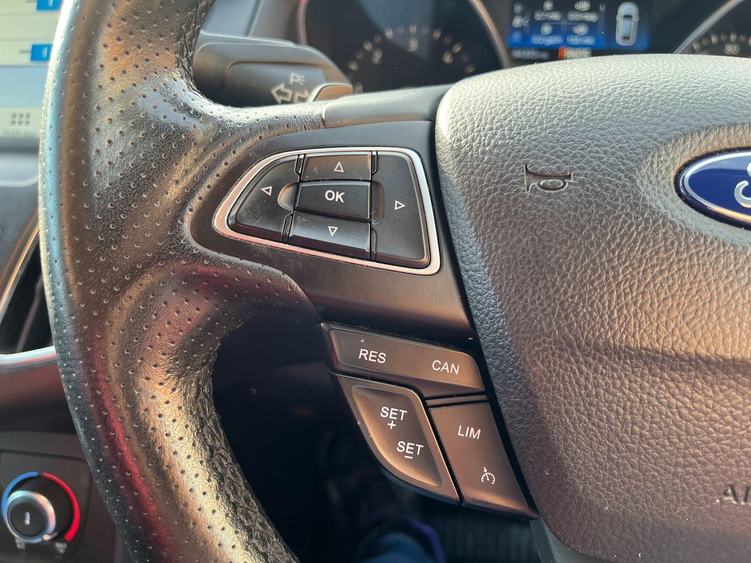 Used Ford Focus 2018 for sale - 76572394: Photo 21