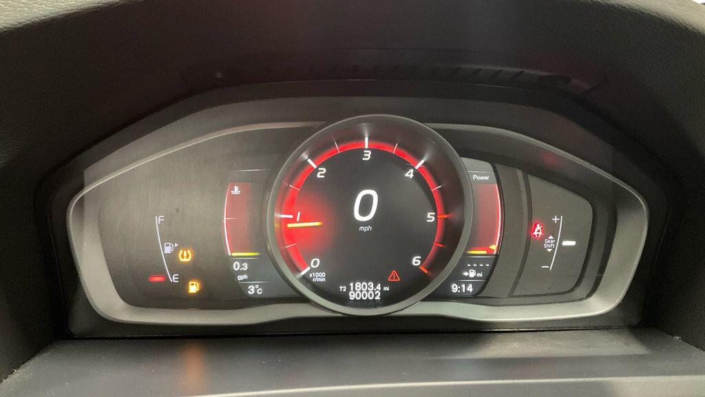 Used Volvo V60 2017 for sale - 77411397: Photo 11