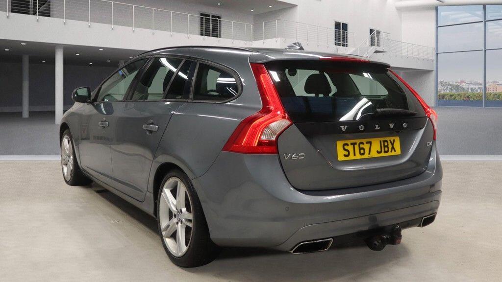 Used Volvo V60 2017 for sale - 77411397: Photo 5