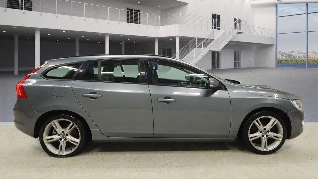 Used Volvo V60 2017 for sale - 77411397: Photo 7