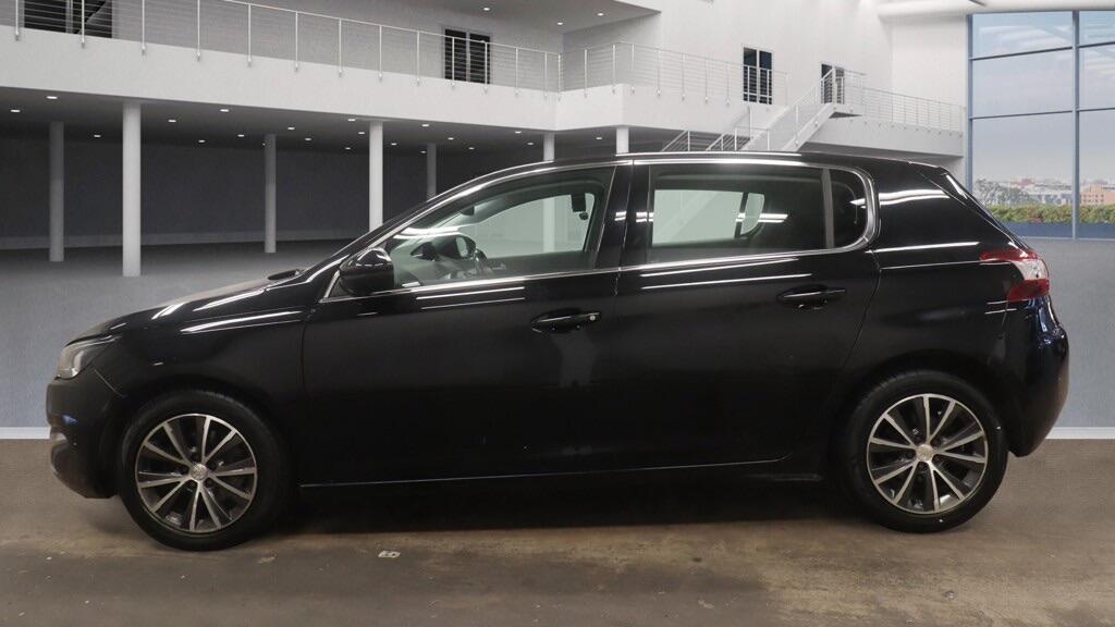 Used Peugeot 308 2016 for sale - 76964803: Photo 4