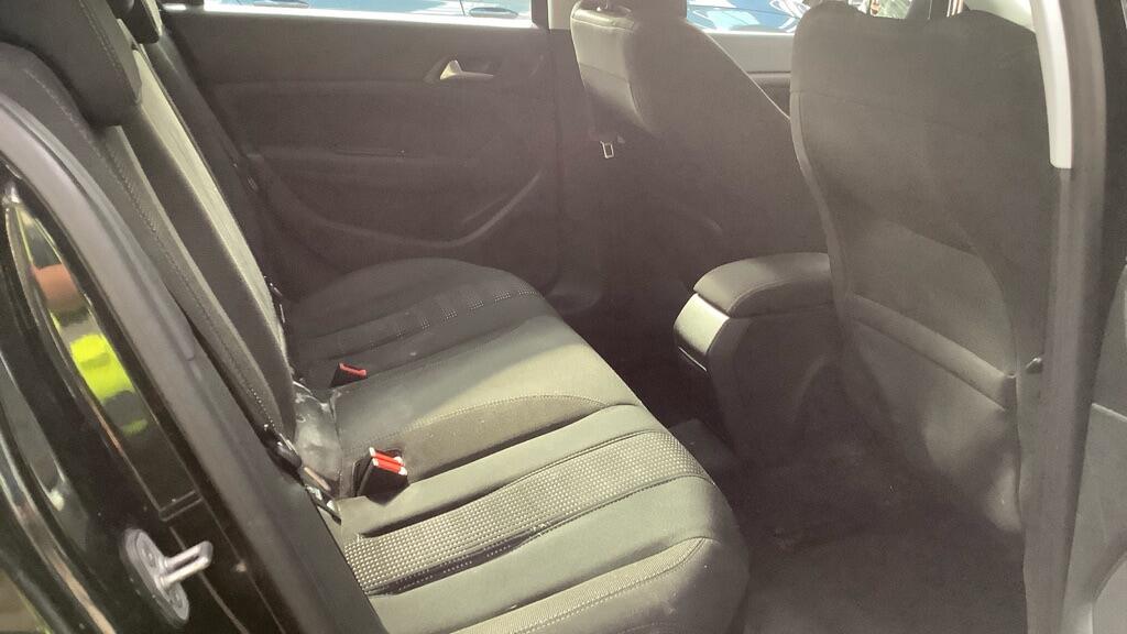 Used Peugeot 308 2016 for sale - 76964803: Photo 8