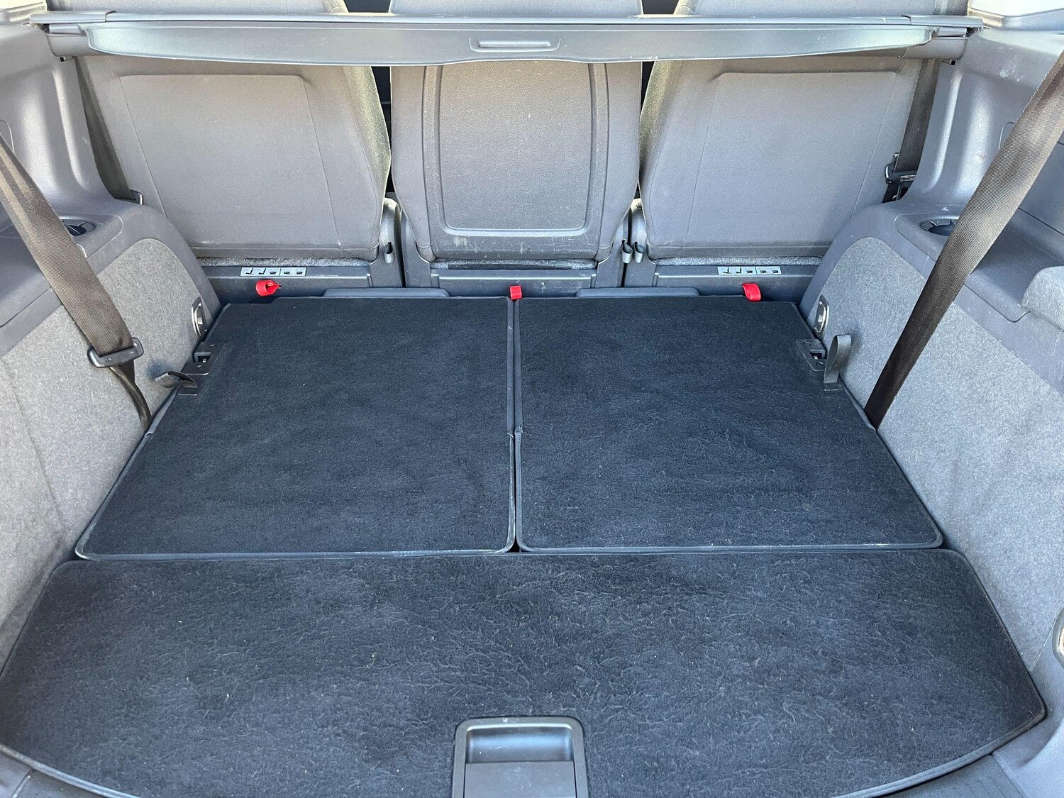 Used Volkswagen Touran 2013 for sale - 76425258: Photo 10