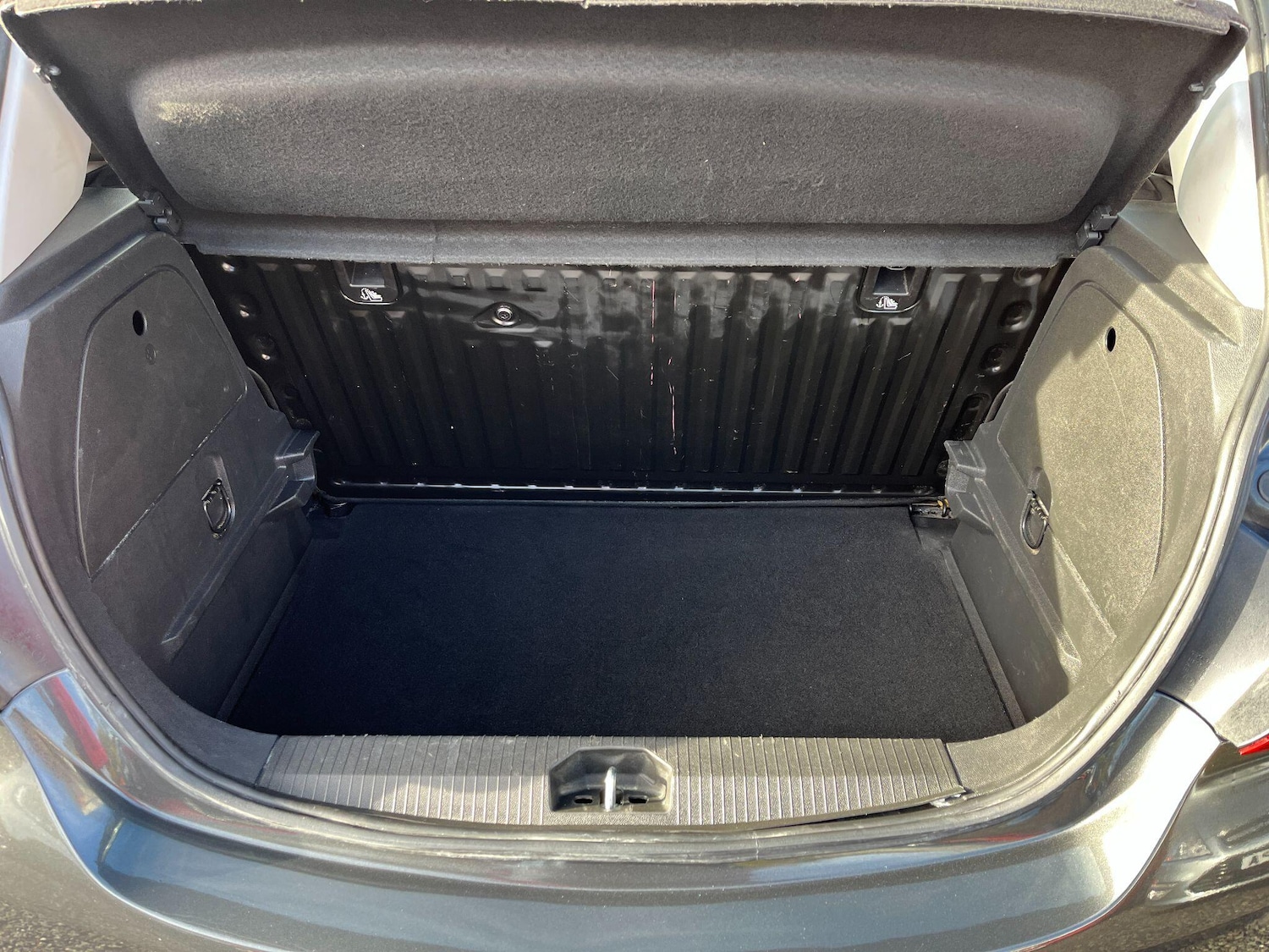 Used Vauxhall Corsa 2016 for sale - 76399180: Photo 13