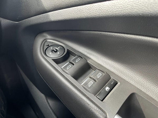Used Ford Kuga 2017 for sale - 76000897: Photo 17