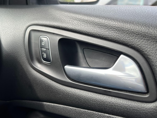 Used Ford Kuga 2017 for sale - 76000897: Photo 18
