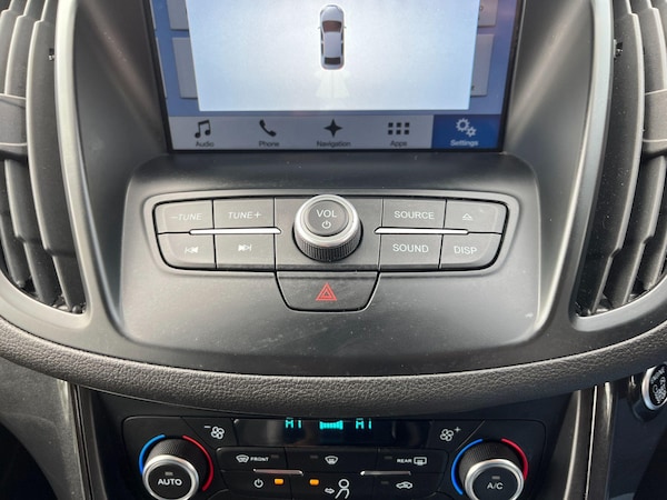 Used Ford Kuga 2017 for sale - 76000897: Photo 30