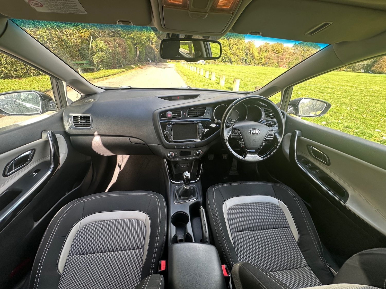 Used Kia Ceed 2012 for sale - 76536944: Photo 11