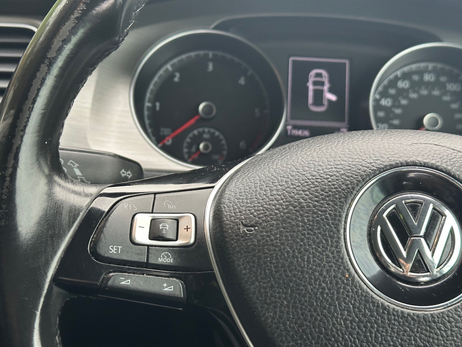 Used Volkswagen Golf 2015 for sale - 76539229: Photo 23