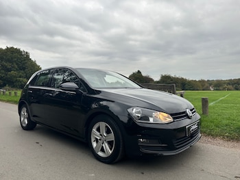 Used Volkswagen Golf 2015 for sale - 76539229: Photo
