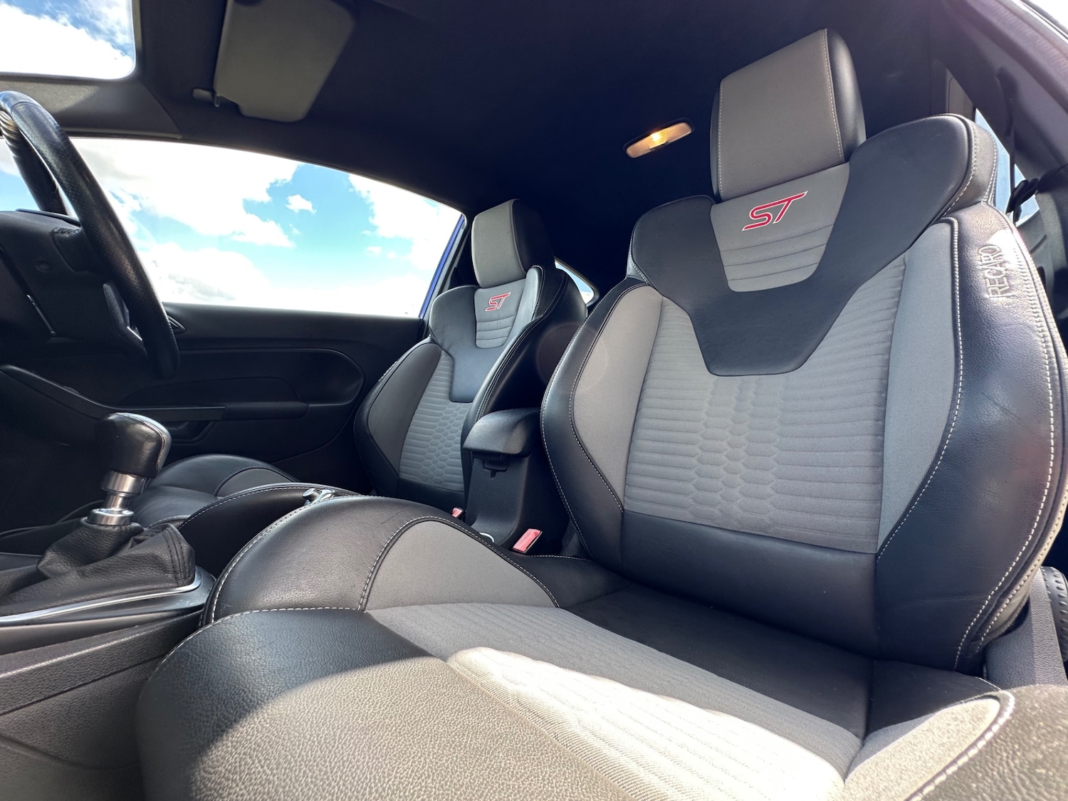 Used Ford Fiesta 2017 for sale - 76536969: Photo 28