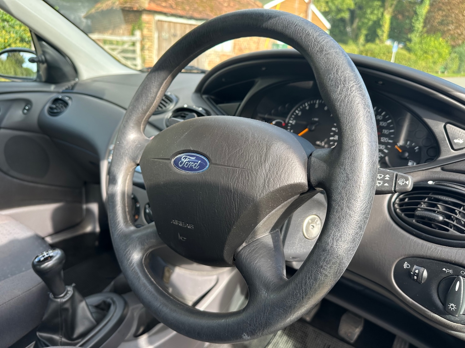 Used Ford Focus 2005 for sale - 76709799: Photo 2