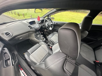 Used Ford Fiesta 2017 for sale - 77370192: Photo