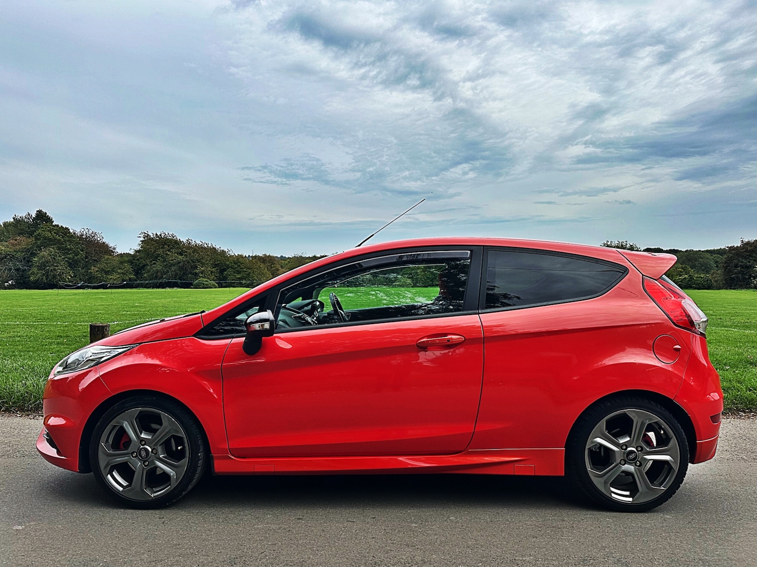 Used Ford Fiesta 2014 for sale - 76537598: Photo 10