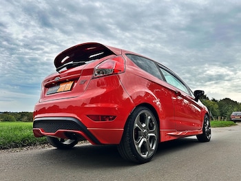 Used Ford Fiesta 2014 for sale - 76537598: Photo