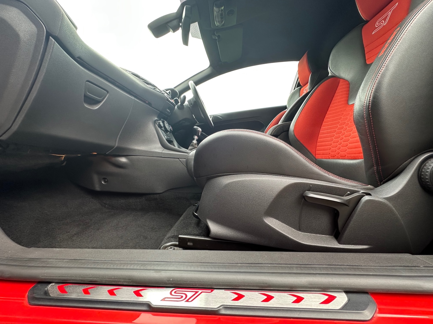 Used Ford Fiesta 2014 for sale - 76537598: Photo 42