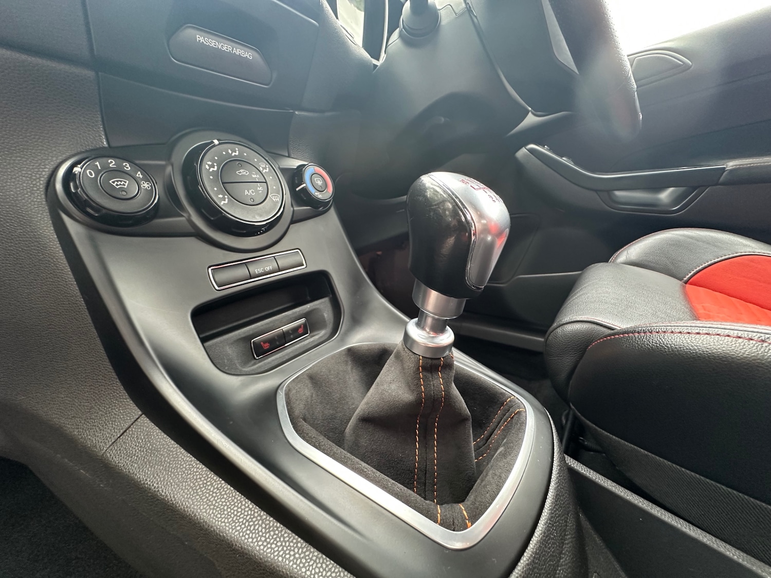 Used Ford Fiesta 2014 for sale - 76537598: Photo 43