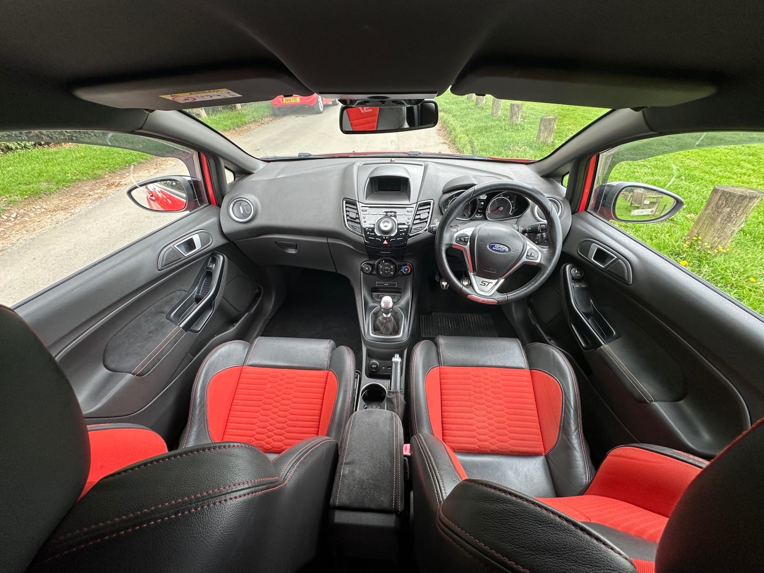 Used Ford Fiesta 2014 for sale - 76537598: Photo 8