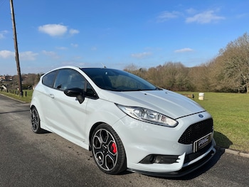 Used Ford Fiesta 2017 for sale - 77032635: Photo