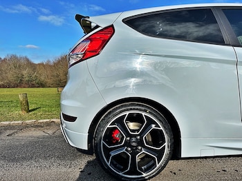 Used Ford Fiesta 2017 for sale - 77032635: Photo