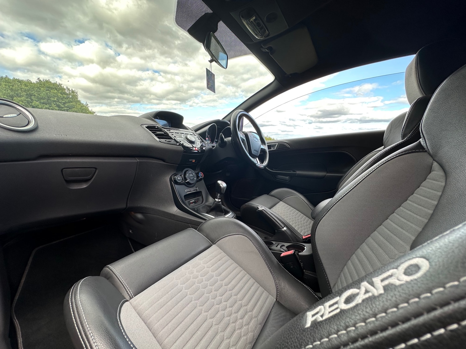 Used Ford Fiesta 2016 for sale - 77368007: Photo 16