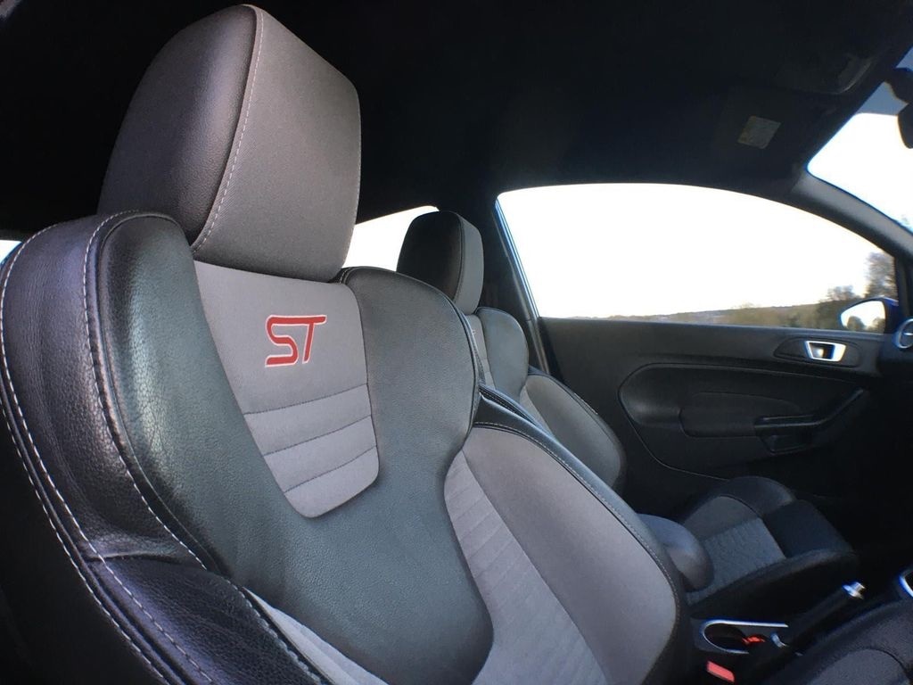 Used Ford Fiesta 2016 for sale - 77368007: Photo 29