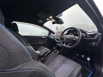 Used Ford Fiesta 2018 for sale - 77247616: Photo