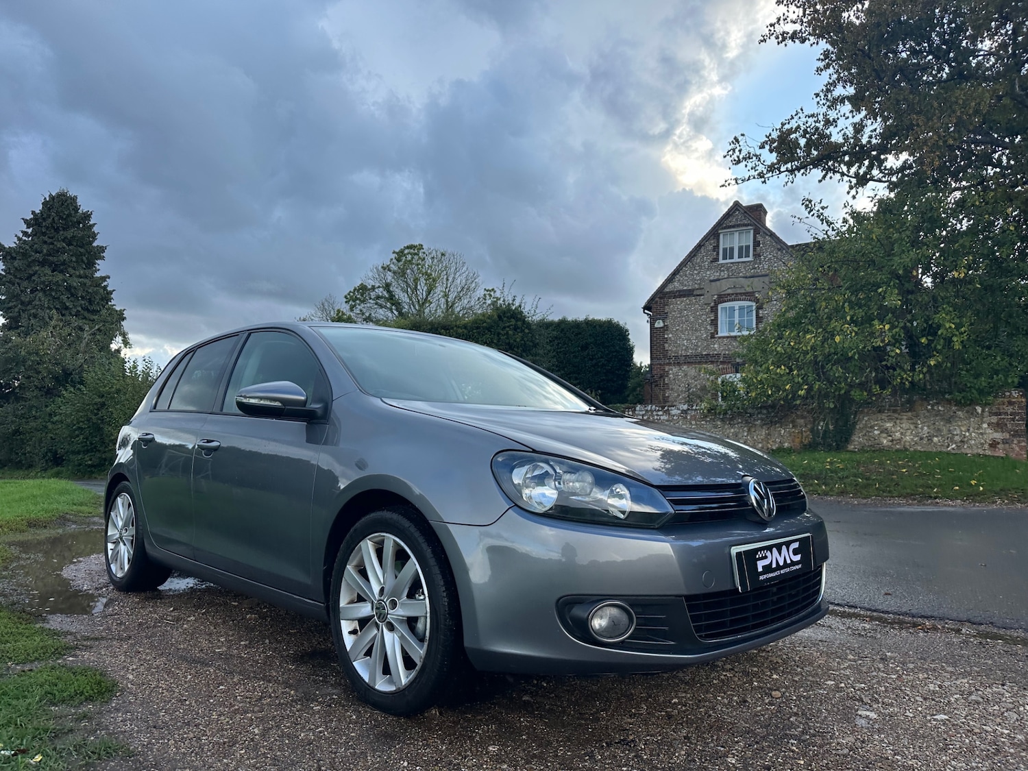 Used Volkswagen Golf 2010 for sale - 76539231: Photo 1