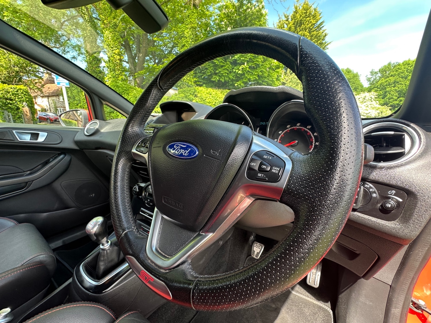 Used Ford Fiesta 2015 for sale - 76539232: Photo 14