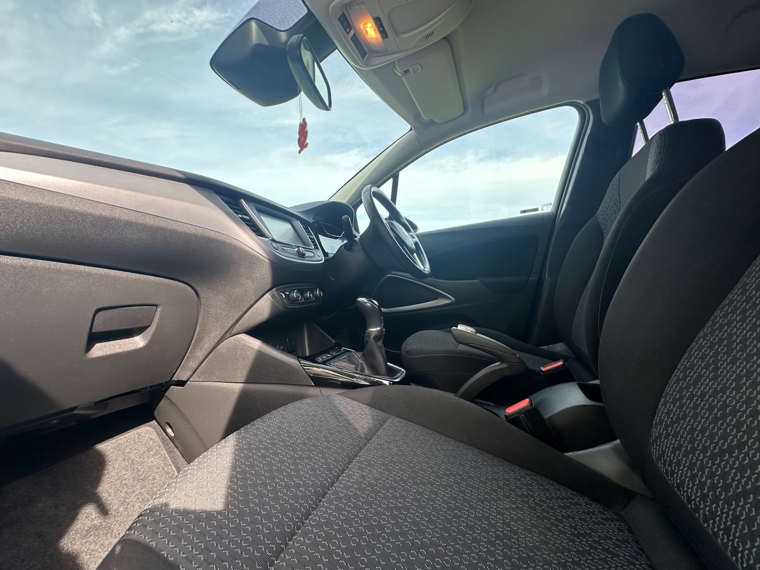 Used Vauxhall Crossland X 2018 for sale - 76808391: Photo 5