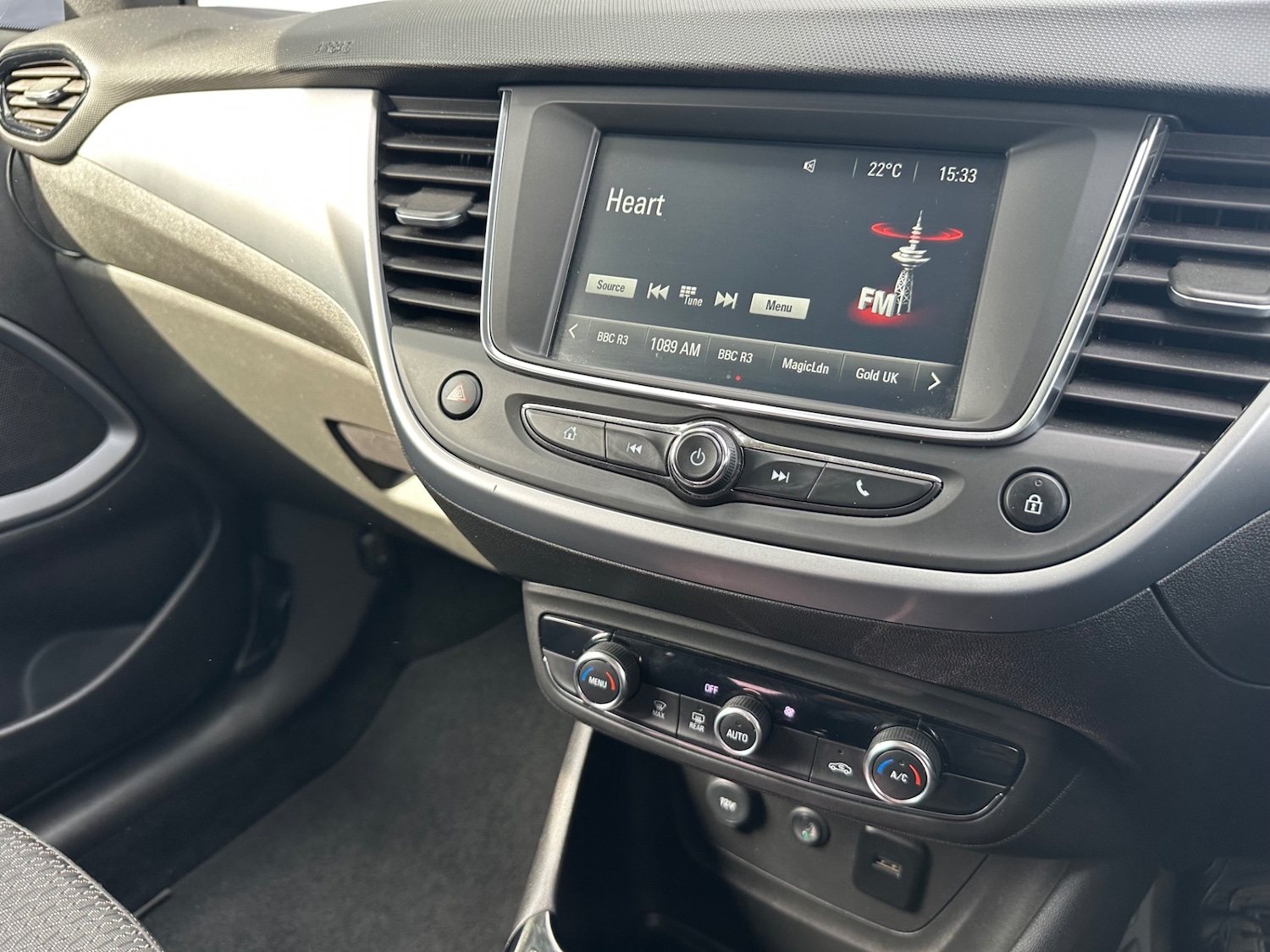Used Vauxhall Crossland X 2018 for sale - 76808391: Photo 8