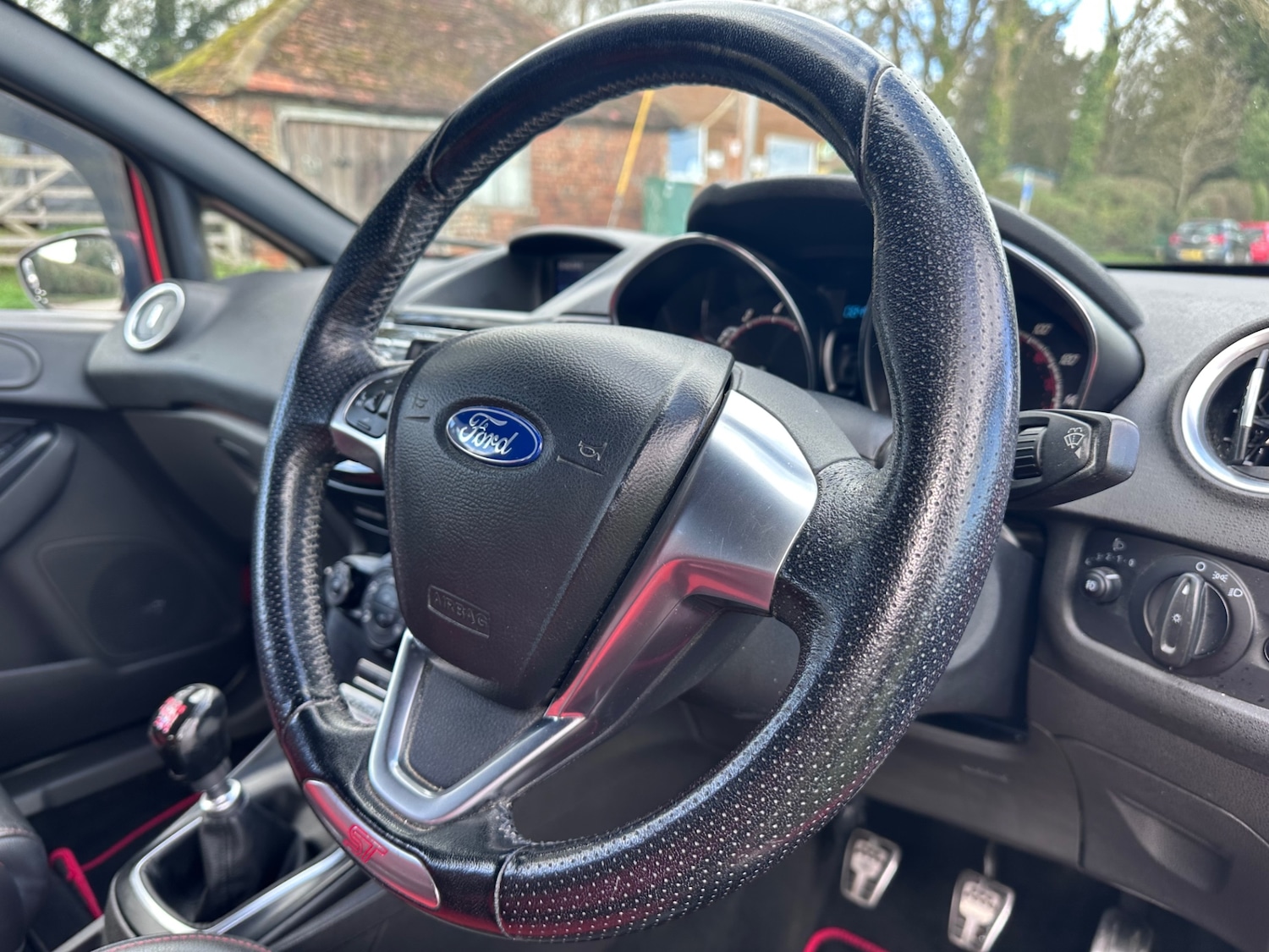 Used Ford Fiesta 2015 for sale - 78000035: Photo 2