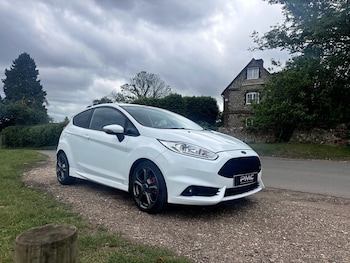 Used Ford Fiesta 2016 for sale - 79444761: Photo