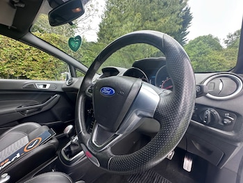 Used Ford Fiesta 2016 for sale - 79444761: Photo