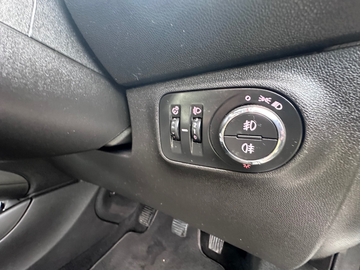 Used Vauxhall Corsa 2017 for sale - 77998785: Photo 12