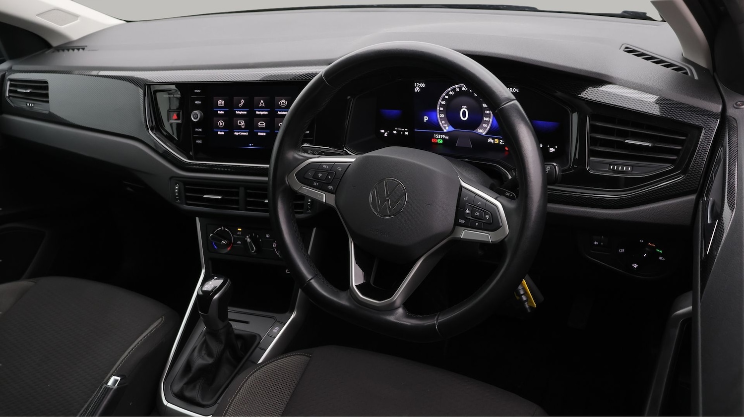 Used Volkswagen Polo 2024 for sale - 77529337: Photo 9