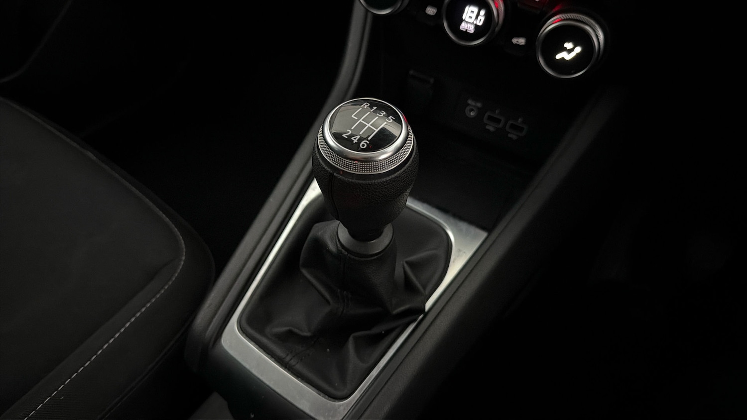 Used Renault Captur 2020 for sale - 77889302: Photo 17