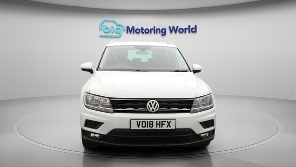 Used Volkswagen Tiguan 2018 for sale - 76108732: Photo 2