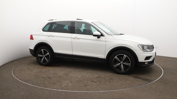 Used Volkswagen Tiguan 2018 for sale - 76108732: Photo 41