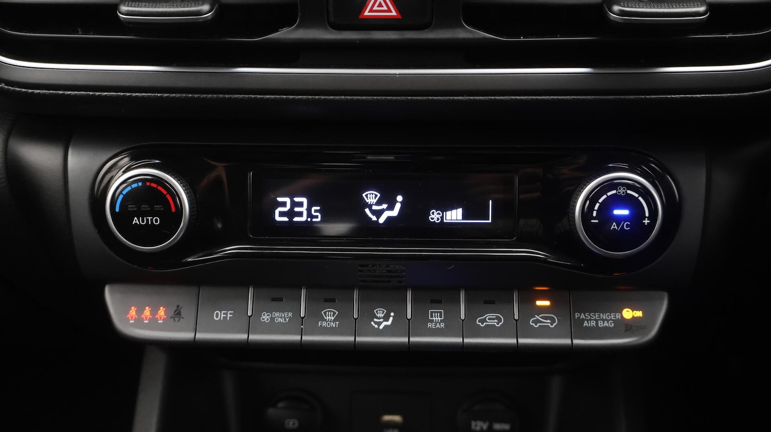 Used Hyundai KONA 2022 for sale - 76572637: Photo 13