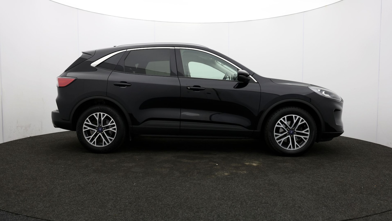 Used Ford Kuga 2021 for sale - 76982646: Photo 35