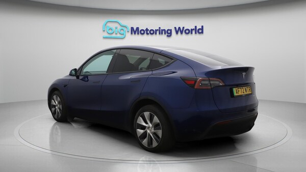Used Tesla Model Y 2022 for sale - 76240215: Photo 6