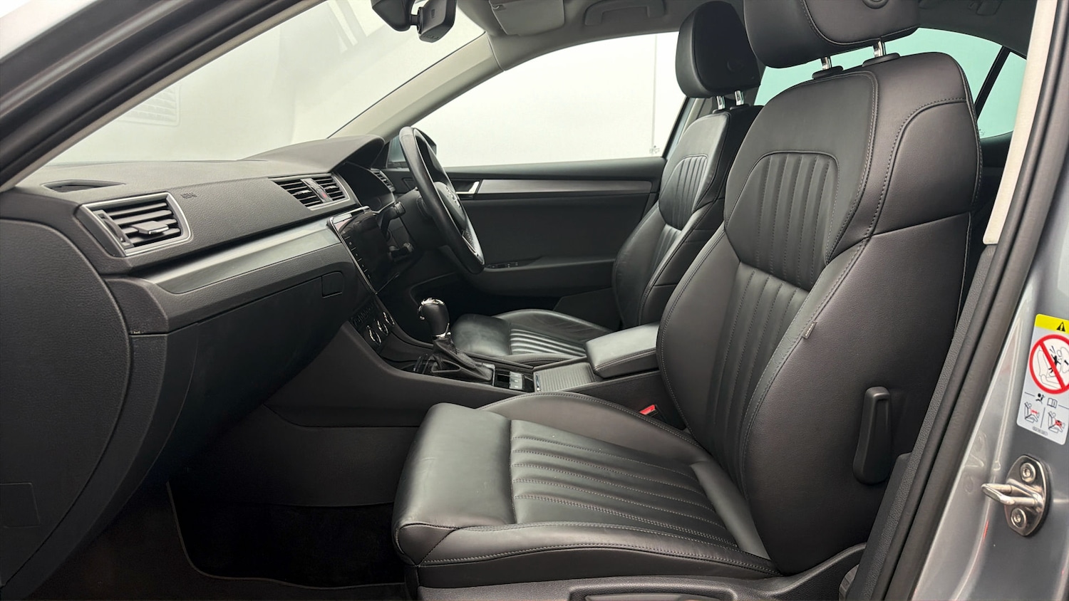 Used Skoda Superb 2019 for sale - 78014993: Photo 13