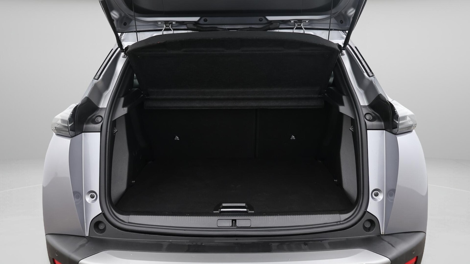 Used Peugeot 2008 2023 for sale - 76538267: Photo 18