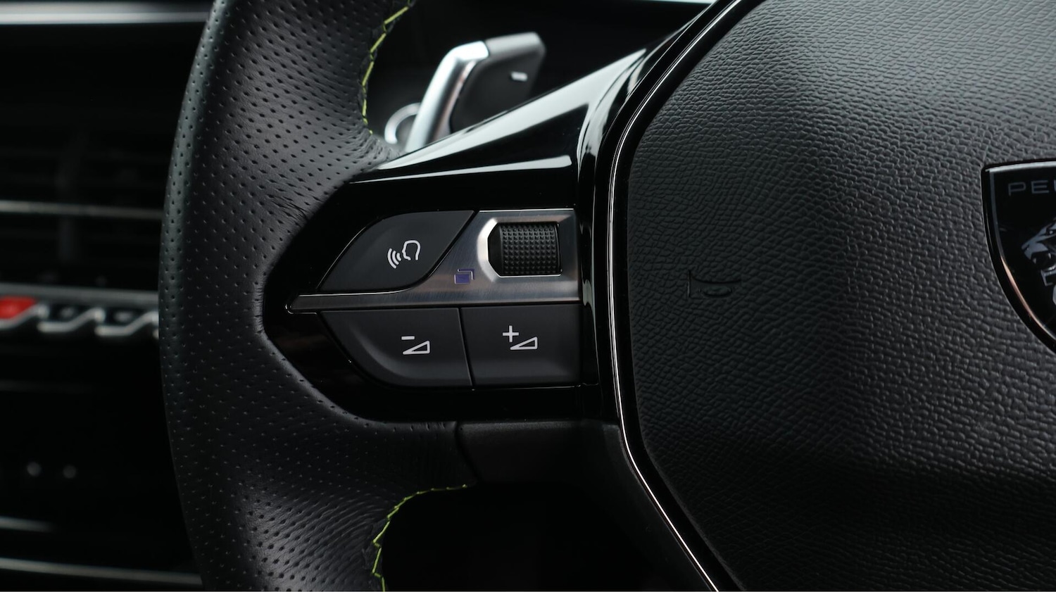 Used Peugeot 2008 2023 for sale - 76538267: Photo 26