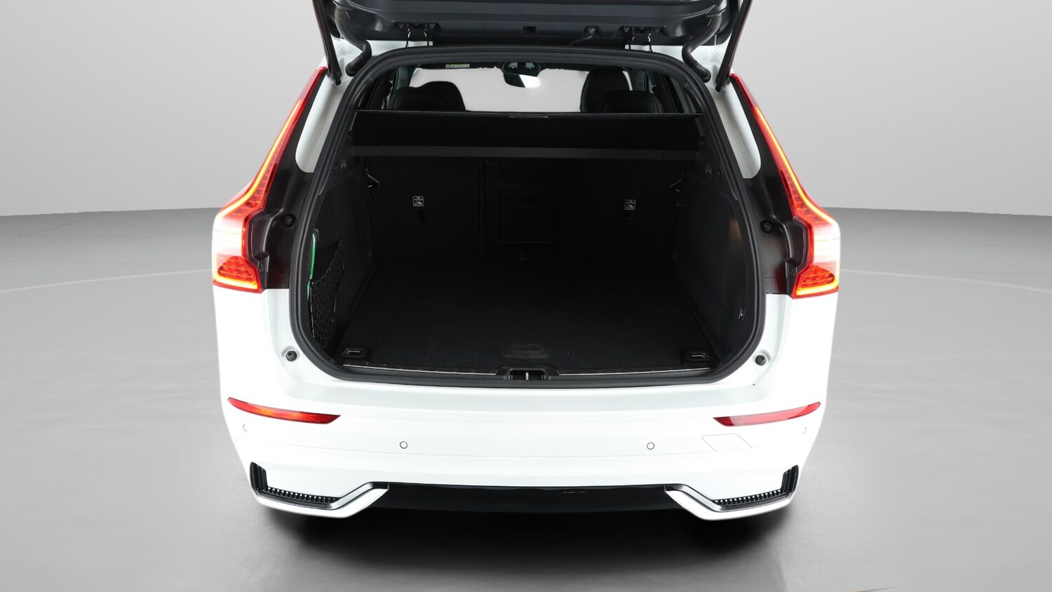 Used Volvo XC60 2024 for sale - 76759409: Photo 17