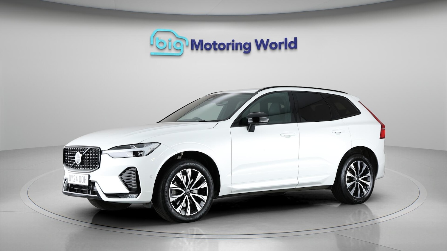 Used Volvo XC60 2024 for sale - 76759409: Photo 3